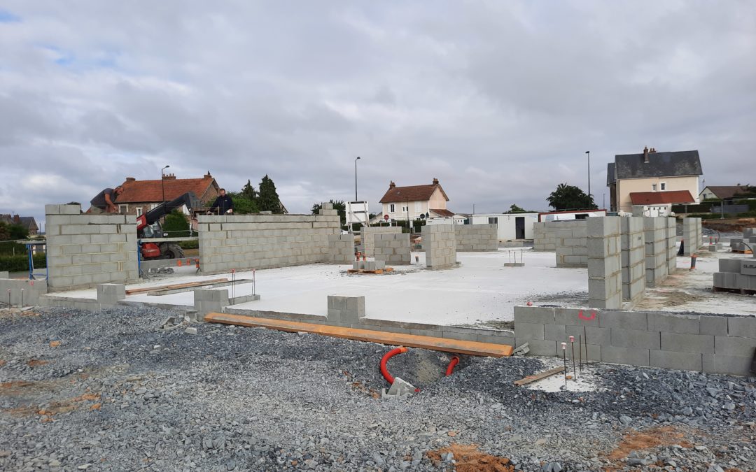 Un lieu, deux structures de la petite enfance à Gouvix