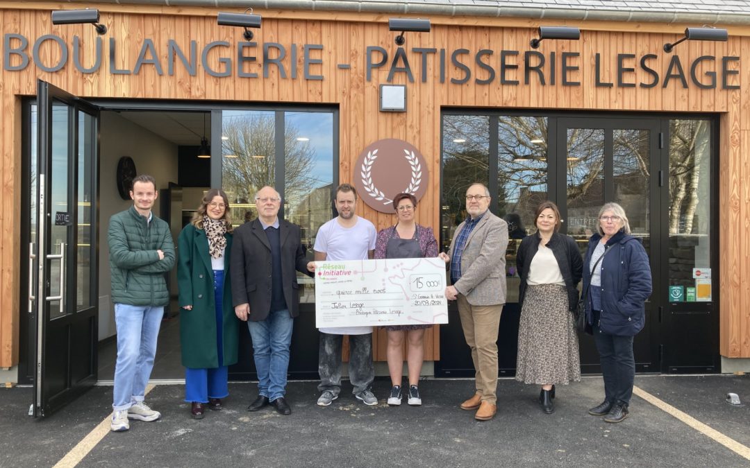 Remise de deux chèques de prêt d’honneur à Saint-Germain-le-Vasson en partenariat avec Initiative Calvados