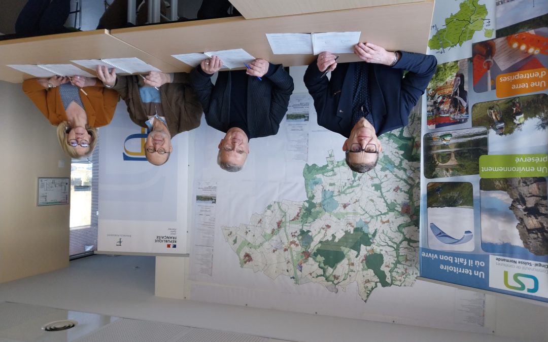 Signature d’un engagement partenarial entre la communauté de communes Cingal-Suisse Normande et la Direction Générale des Finances Publiques