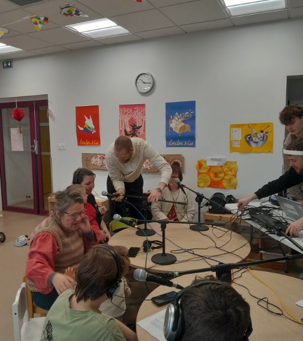 Retour sur un projet podcast sur le métier d’assistantes maternelles
