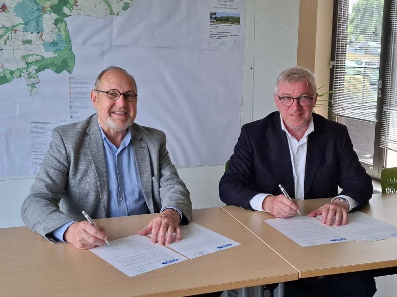 Retour sur la signature de la convention entre la CDC et la CCI