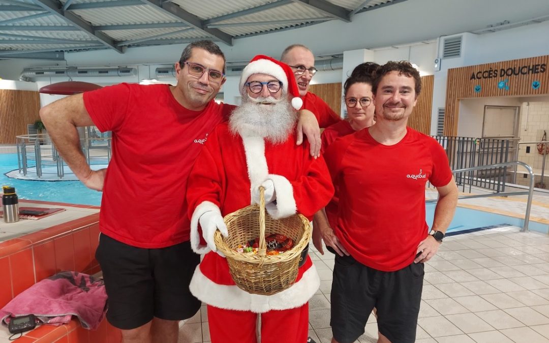 Le Centre Aquatique AquaSud a reçu la visite du Père Noël